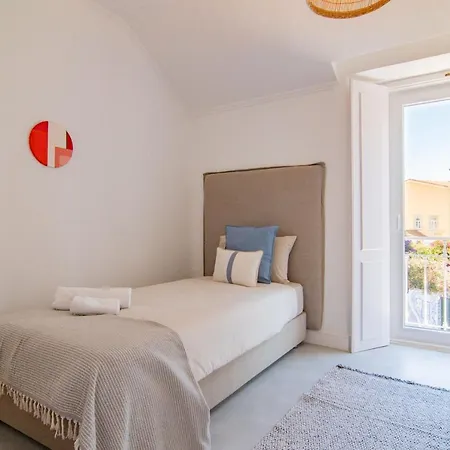 Maria Da Assunção Apartamento Estoril