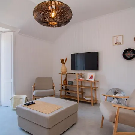 Maria Da Assuncao Apartment *
